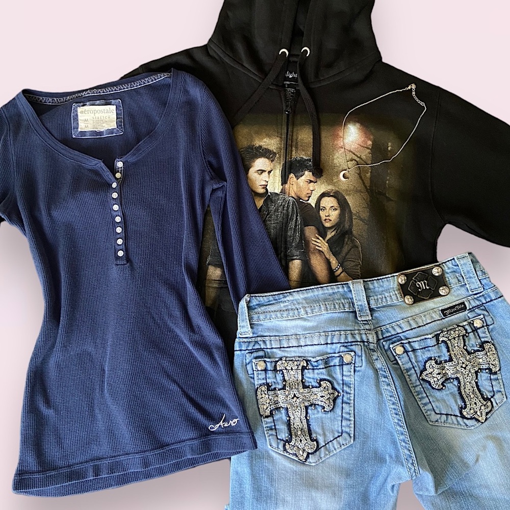 Twilight Saga New Moon Zip Up Hoodie